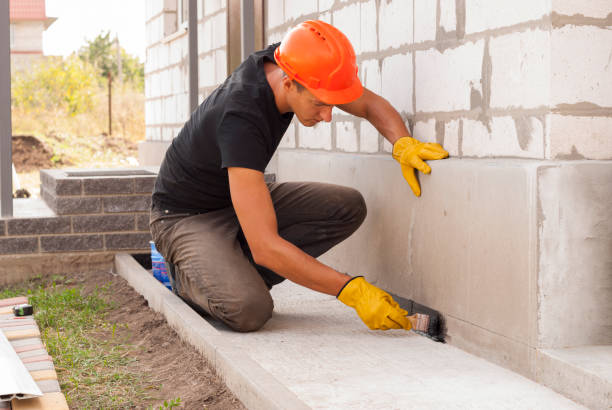 Waterproofing professionals working in Clarendon Hills, IL